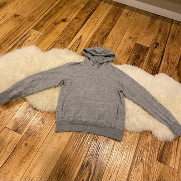 Uniqlo Athletic Grey Hoodie with Pockets Medium - Picture 3 of 12